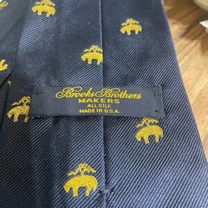Brooks Brothers Dark Blue Silk Tie with Gold Pattern